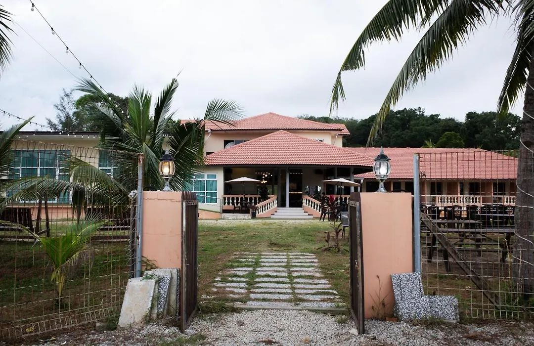 Blackstone Beach Resort-1